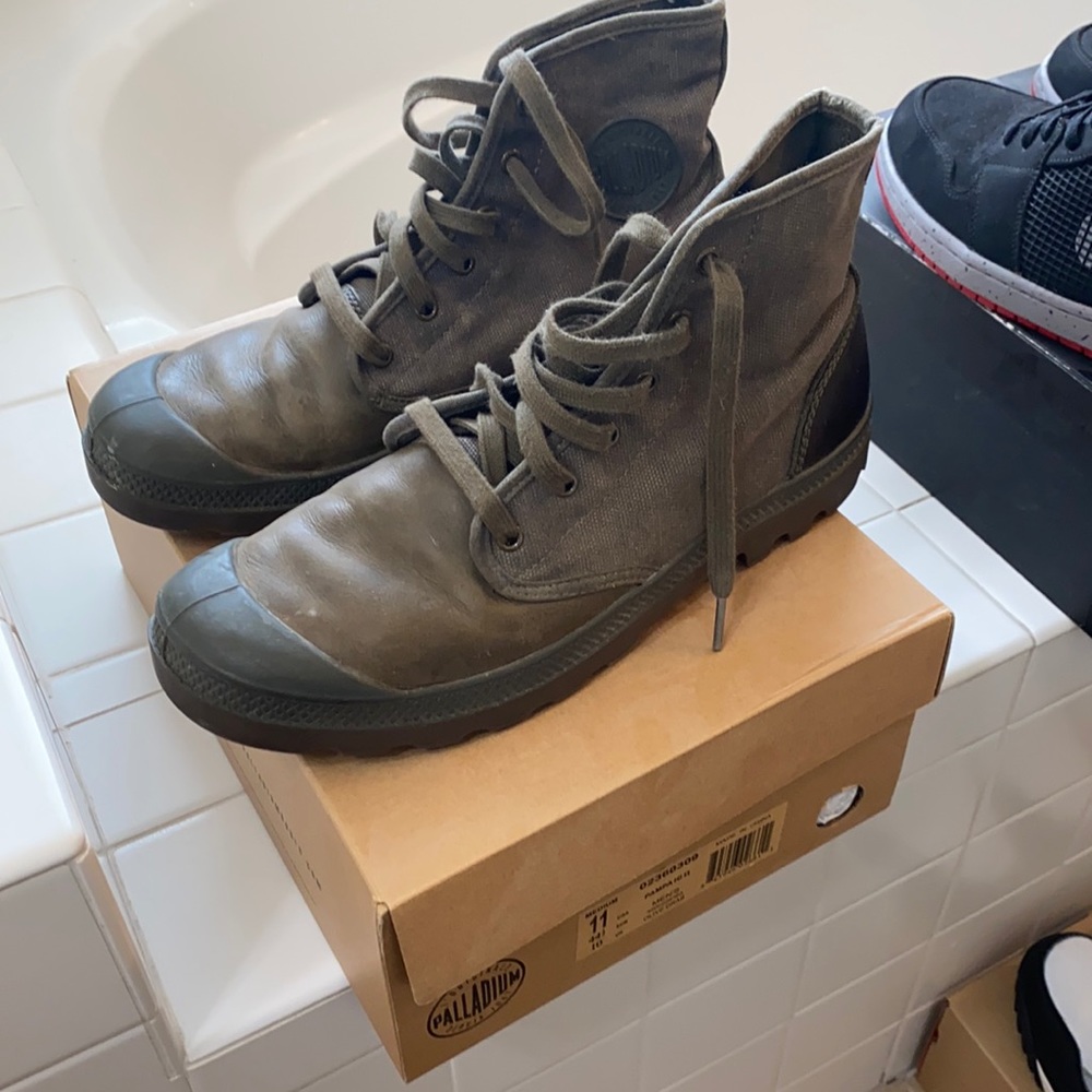 Palladium indestructoboot